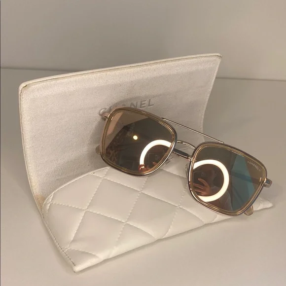 Chanel Classic Stylish Designer Rose Gold Mirror Sunglasses CHANEL Mirrored Square Sunglasses for Women for sale | eBay main image 4